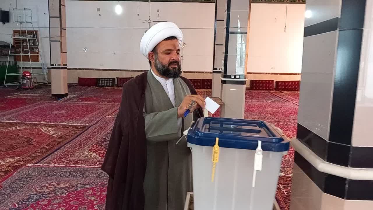 نماینده بناب از مدیران بی کفایت حمایت نکند